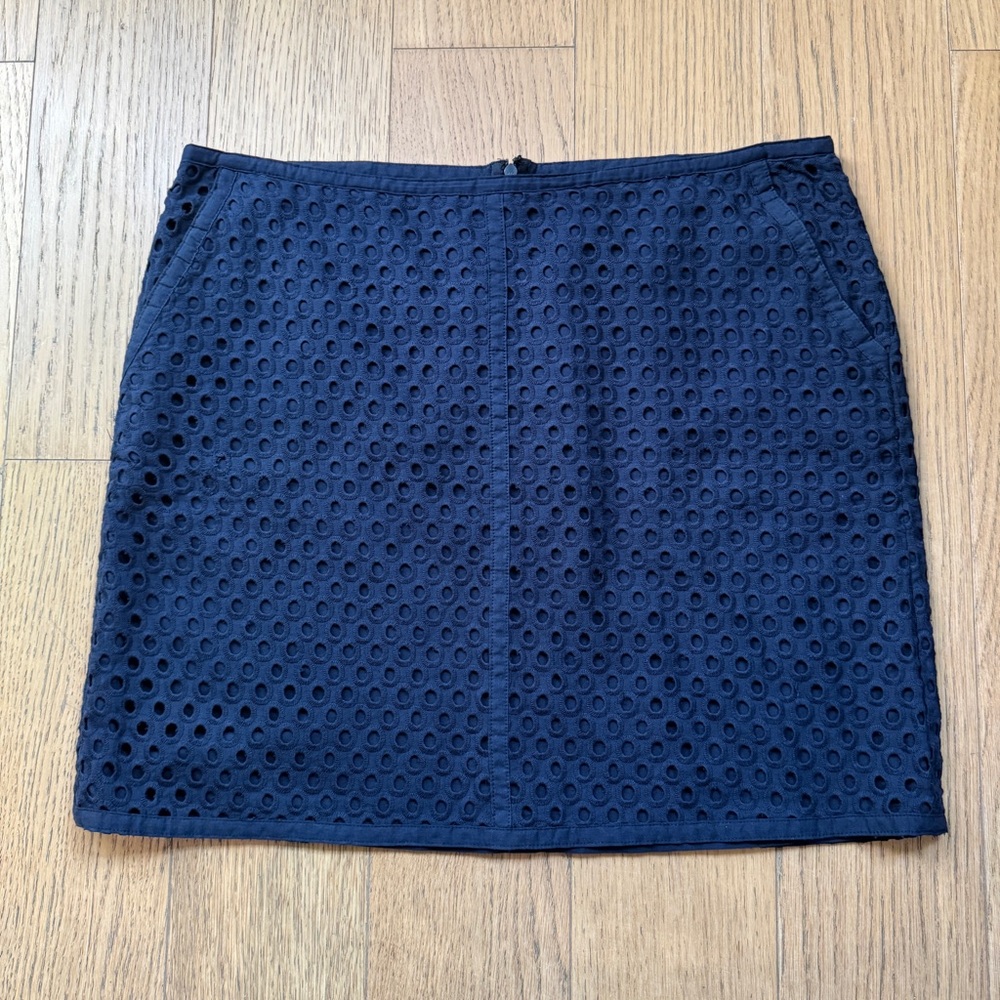 Navy Eyelet Mini Skirt NWOT - Sze 10